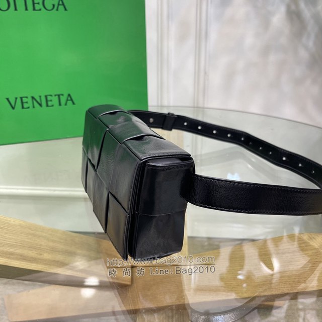 Bottega veneta高端女包 KF0023 寶緹嘉爆款黑色CASSETTE腰包 BV經典款四格腰包/胸包/斜挎包/單肩包  gxz1391